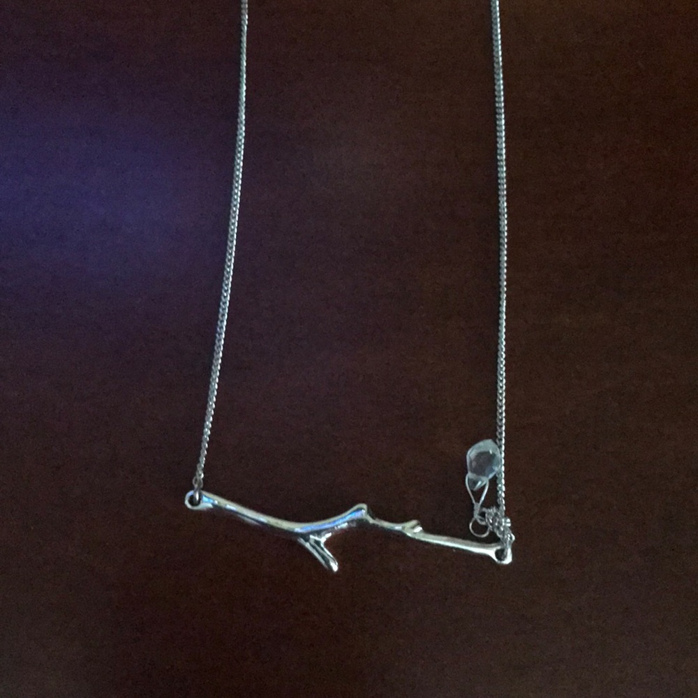 Chloe + Isabel branch necklace